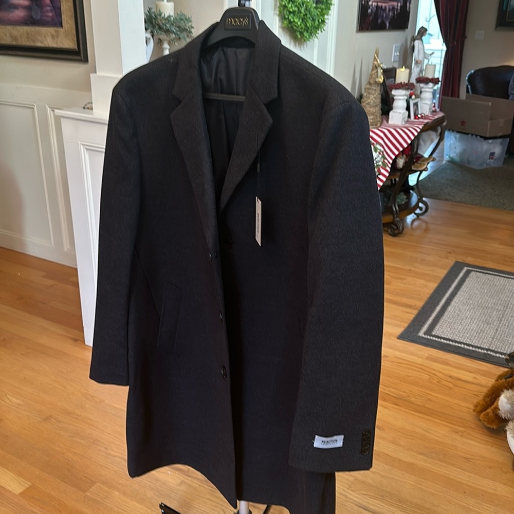 NWT Kenneth Cole Reaction luxe classic fit Overcoat. SZ 48 R ($375)(SKU B)